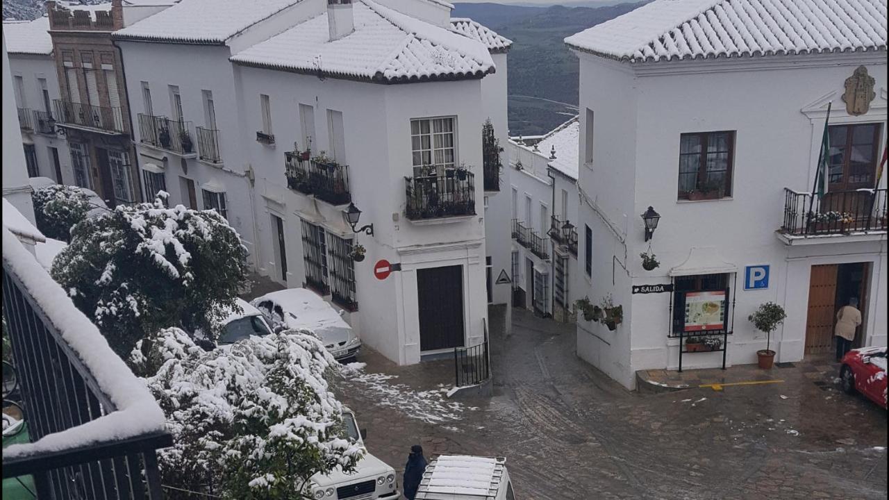 Apartamentos Mirador En La Plaza De Zahara Zahara De La Sierra Extérieur photo