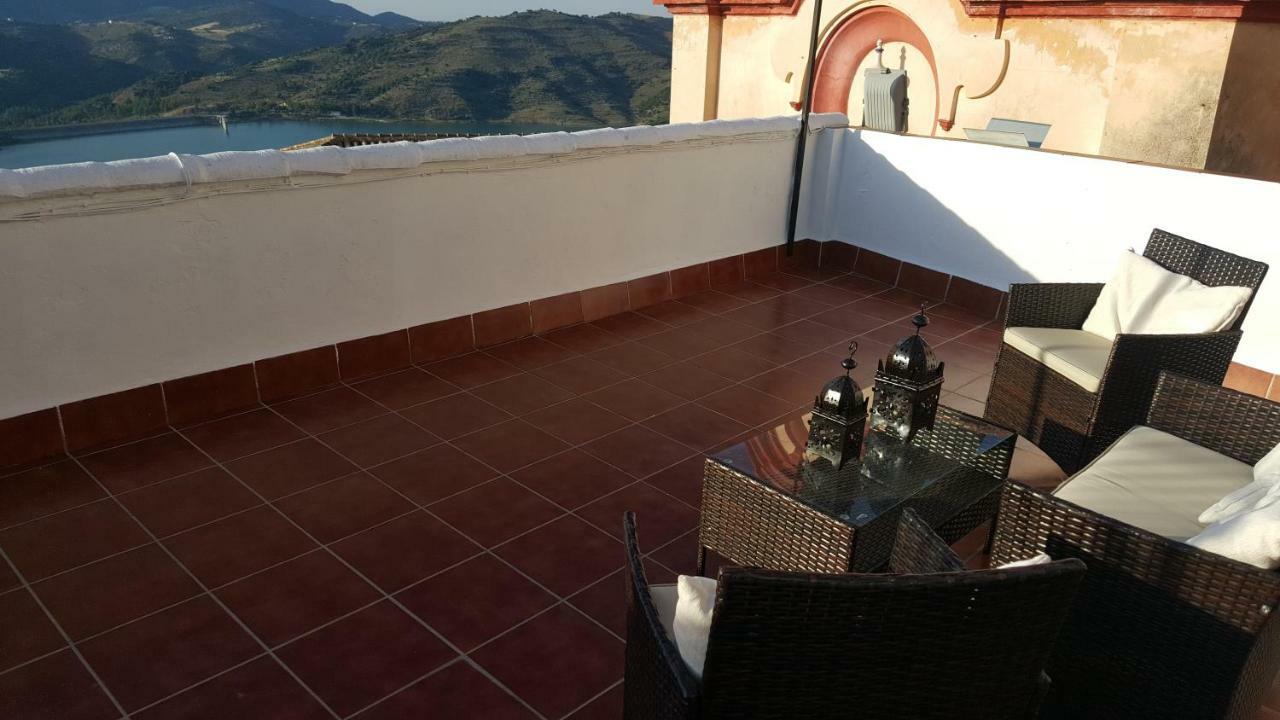 Apartamentos Mirador En La Plaza De Zahara Zahara De La Sierra Extérieur photo